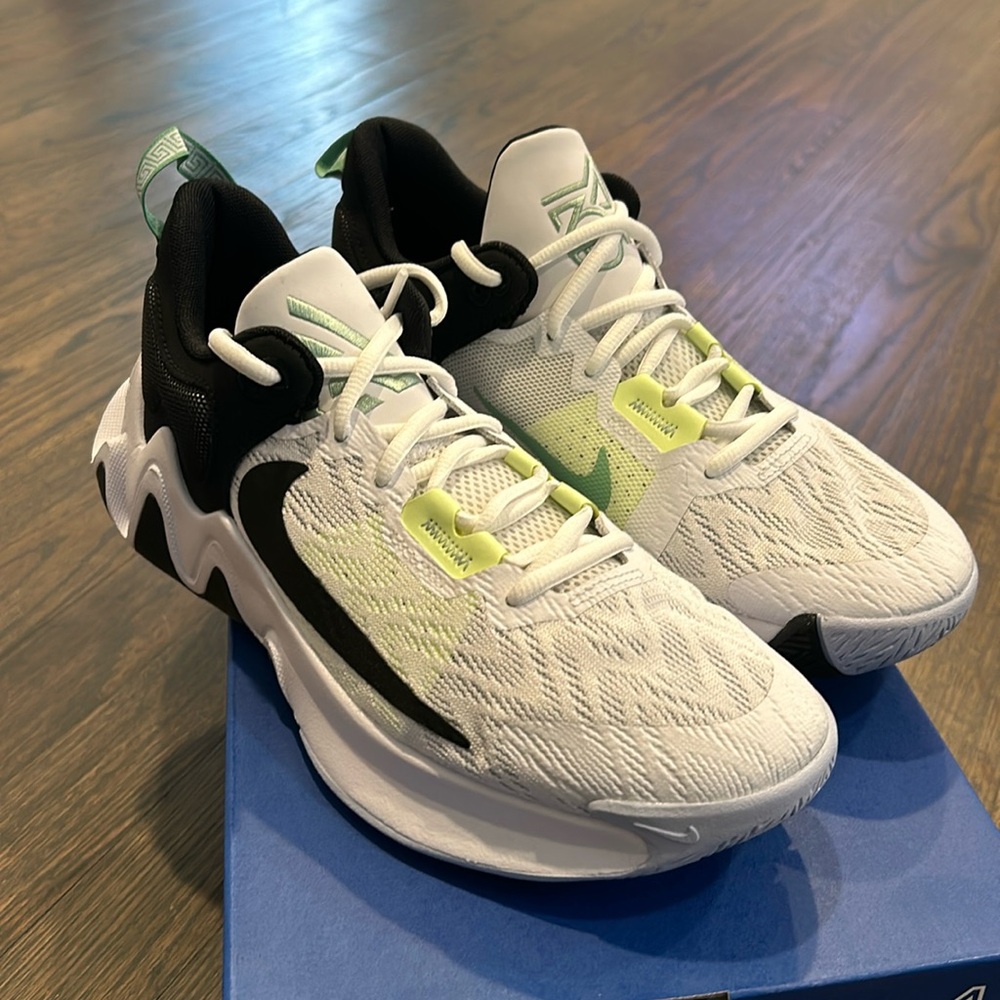 Nike- Giannis Immortality 2 Sneakers